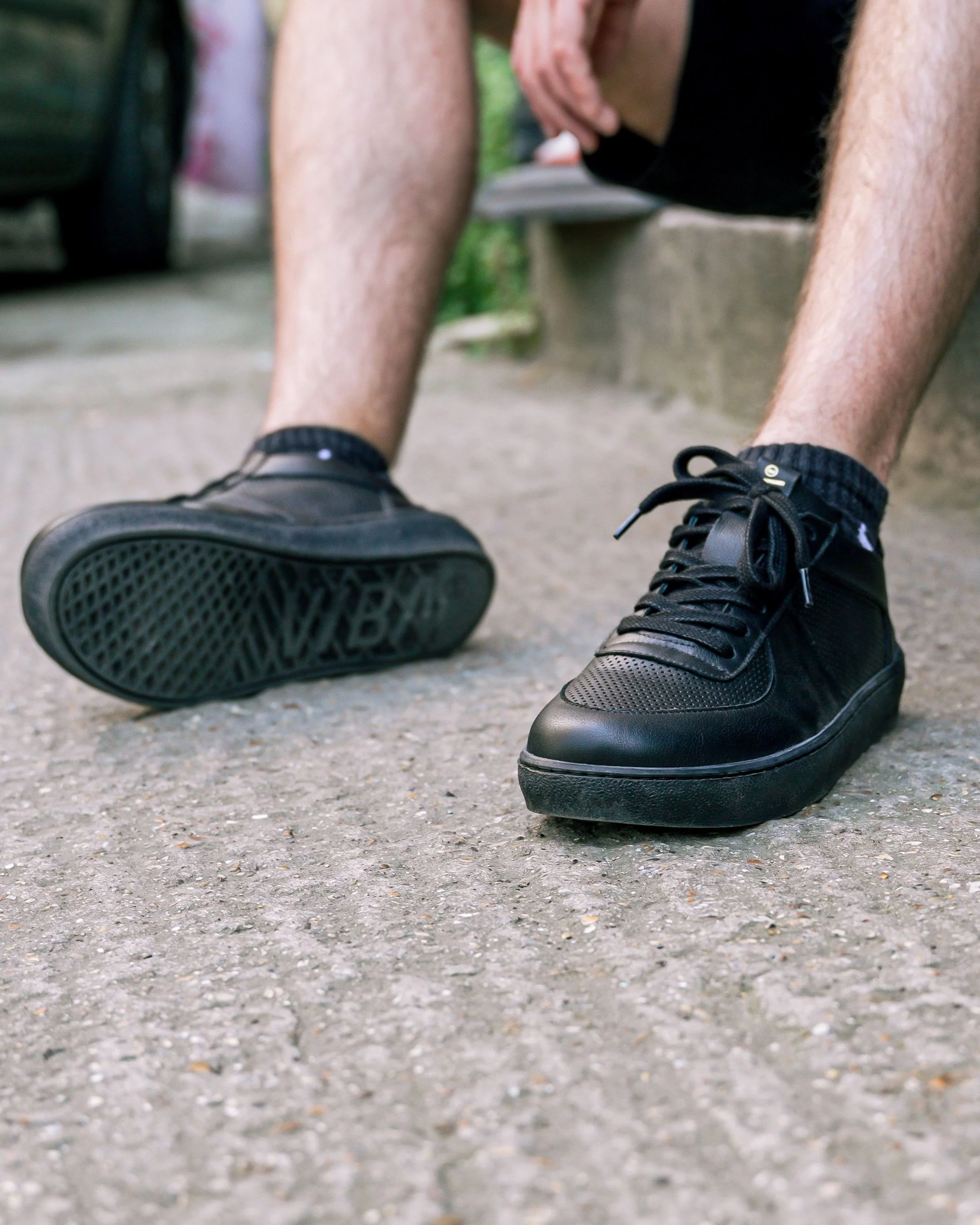 LONDON Bio Leather Black/Black - Image 12