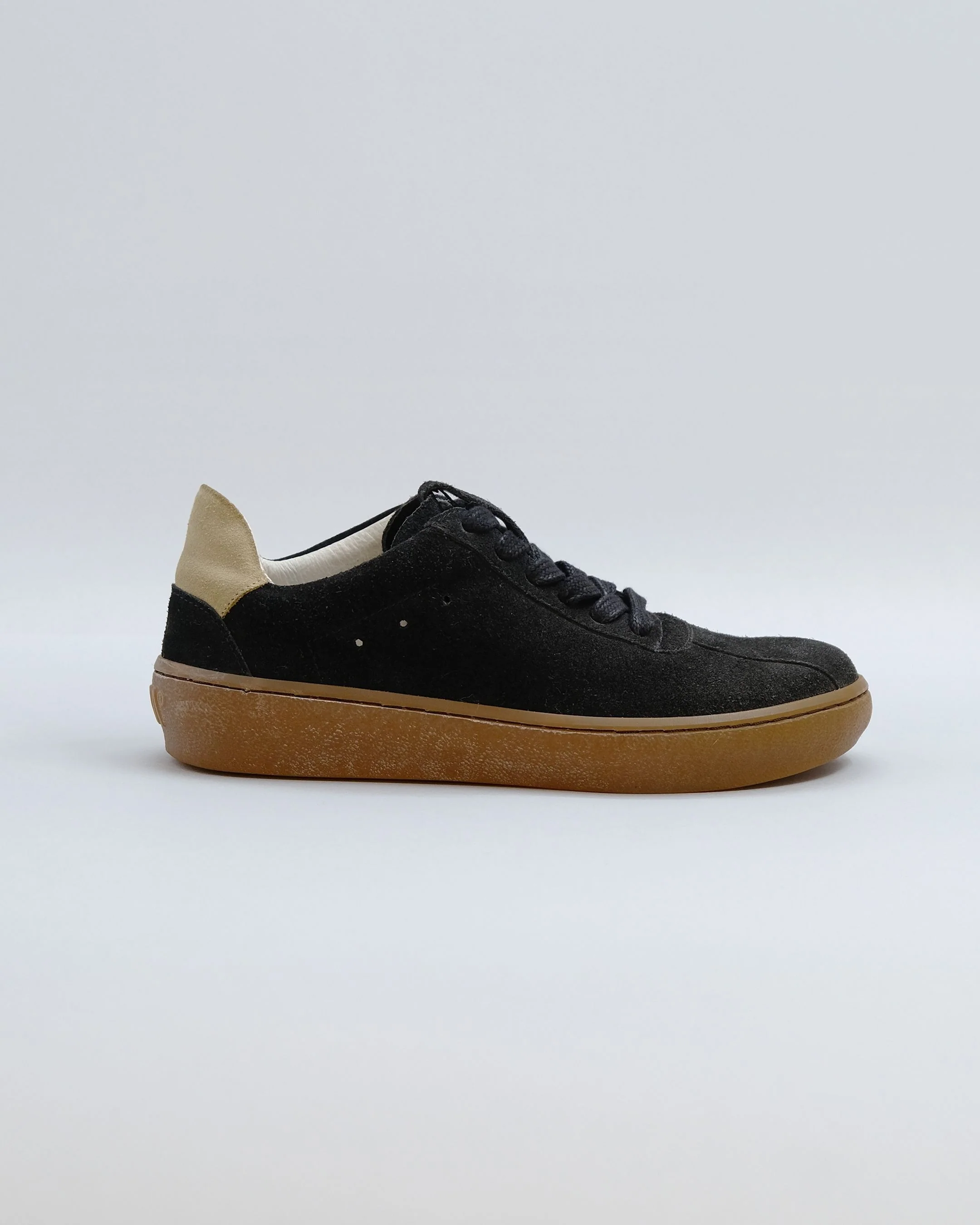 SYDNEY Bio Suede Black/Gum - Image 4