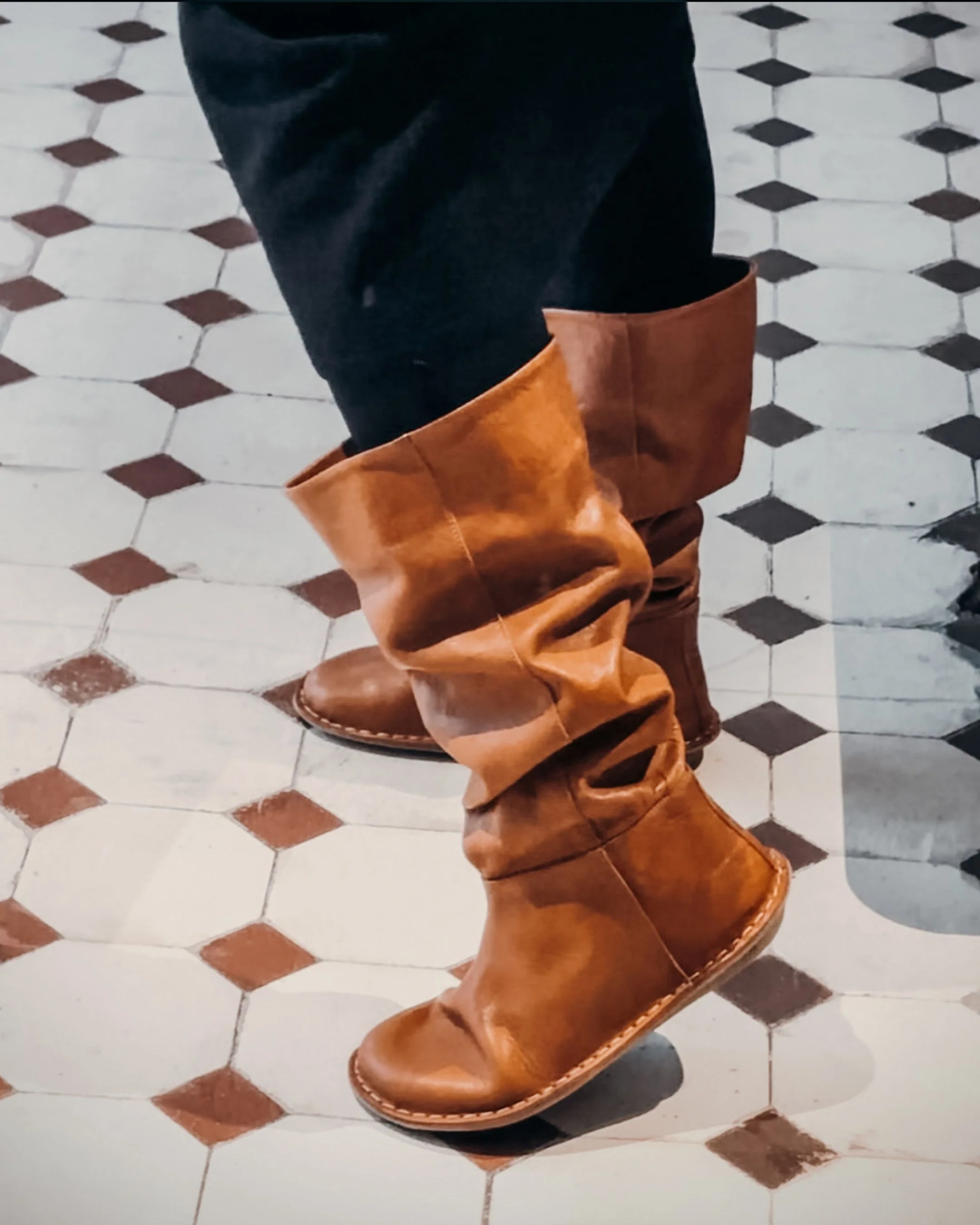 WOODSTOCK Leather Cognac Brown - Image 12